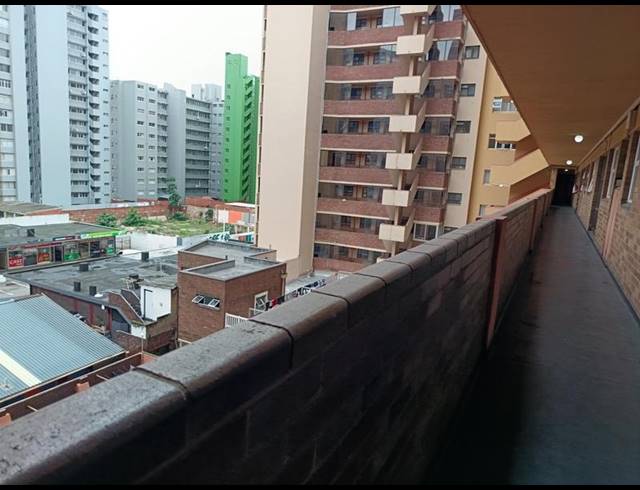 2 BEDROOM APARTMENT FOR SALE IN DURBAN